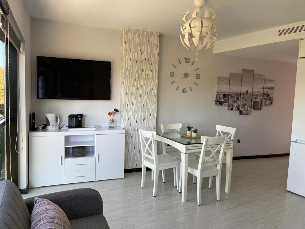 Ferienwohnung Tecnocordoba II Aparcamiento Privado Gratuito Y Piscina Exterior foto